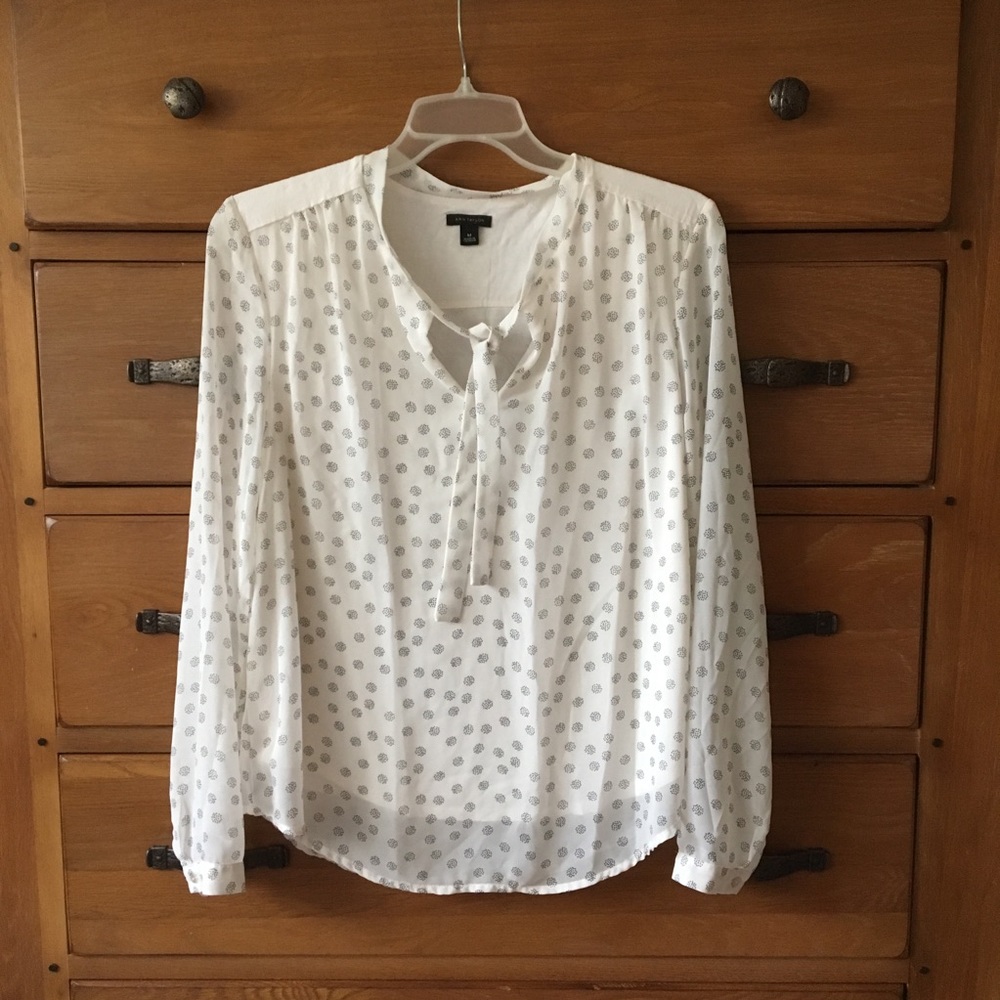 Ann Taylor grey dot patterned blouse with neck tie
